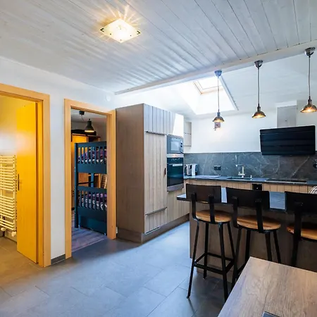 Marmottes 11 - 10 Pers - Duplex Apartment